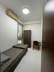 The Lakeshore (D22), Condominium #563315101